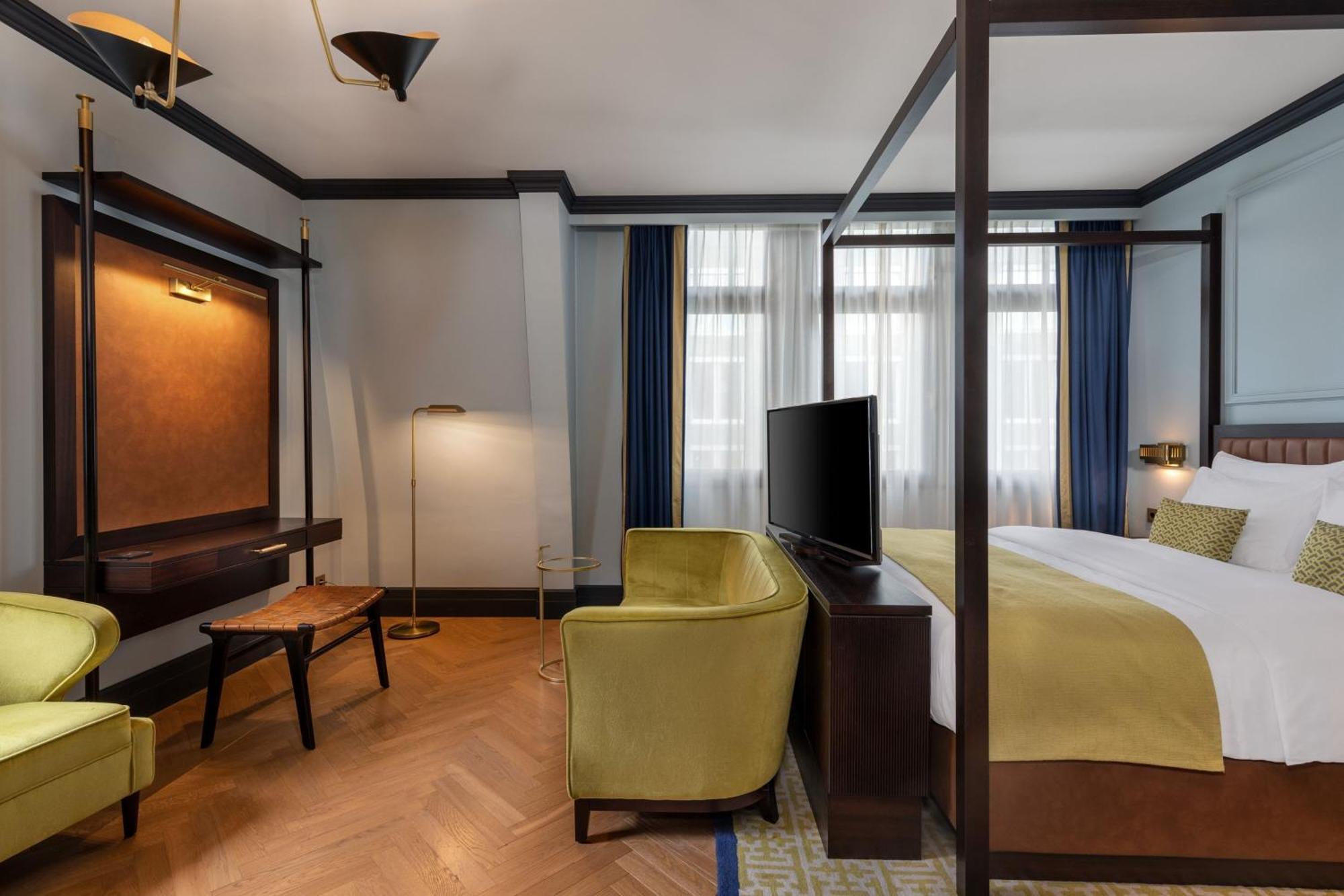 4⋆ LUME BOUTIQUE HOTEL, AUTOGRAPH COLLECTION ≡ Frankfurt am Main, Germany ≡  Lowest Booking Rates For Lume Boutique Hotel, Autograph Collection in  Frankfurt am Main